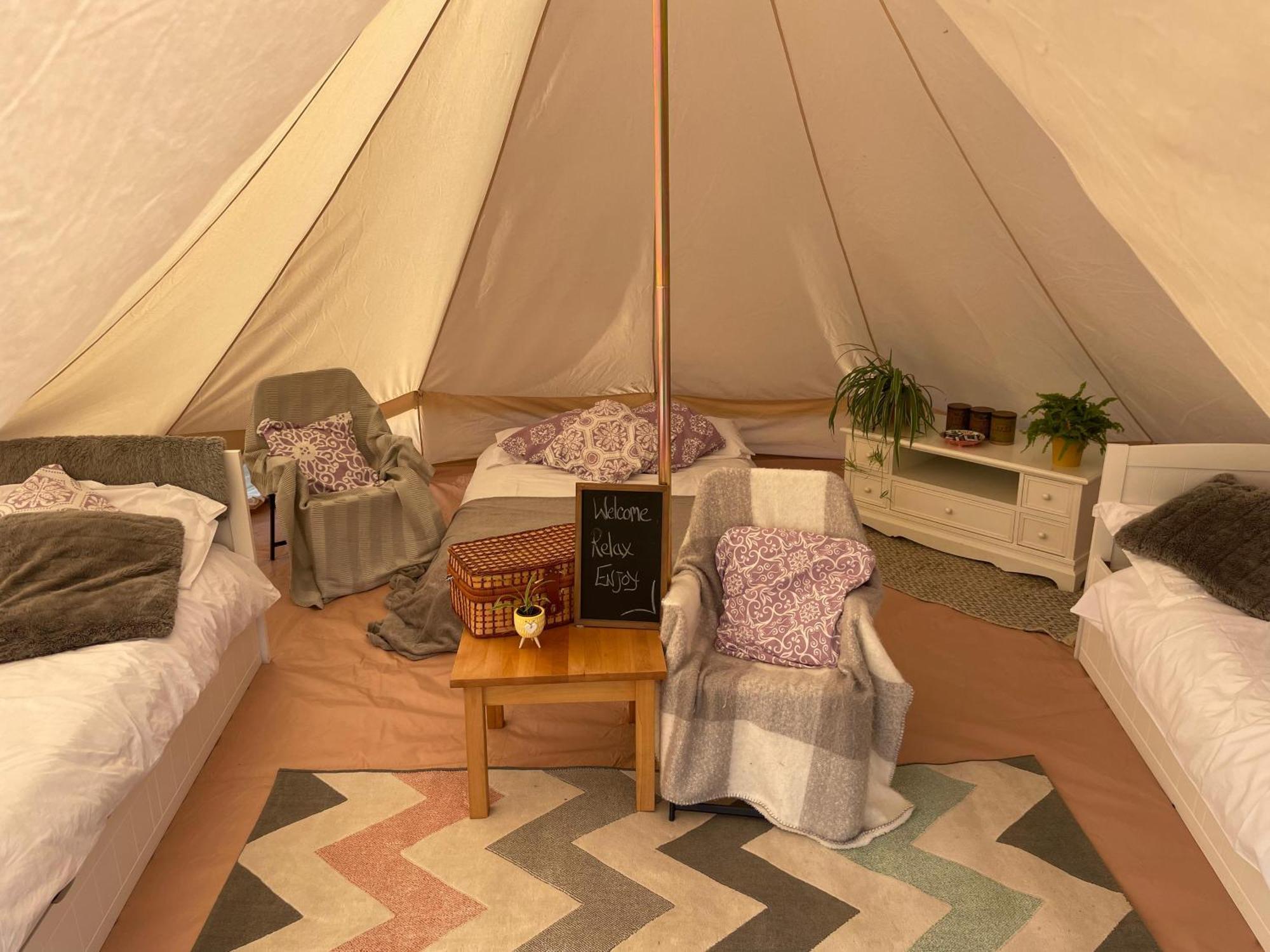 Trevena Cross Glamping & Camping Helston Extérieur photo
