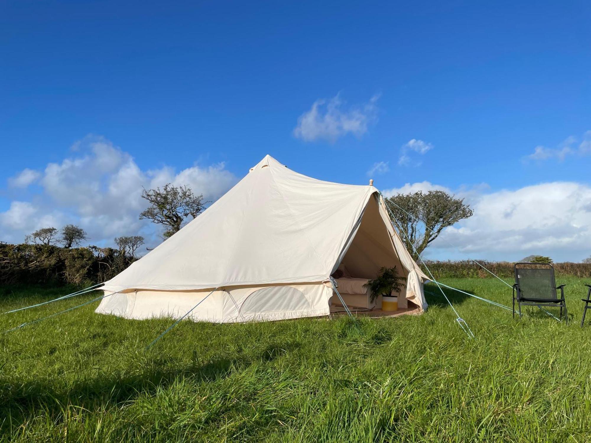 Trevena Cross Glamping & Camping Helston Extérieur photo