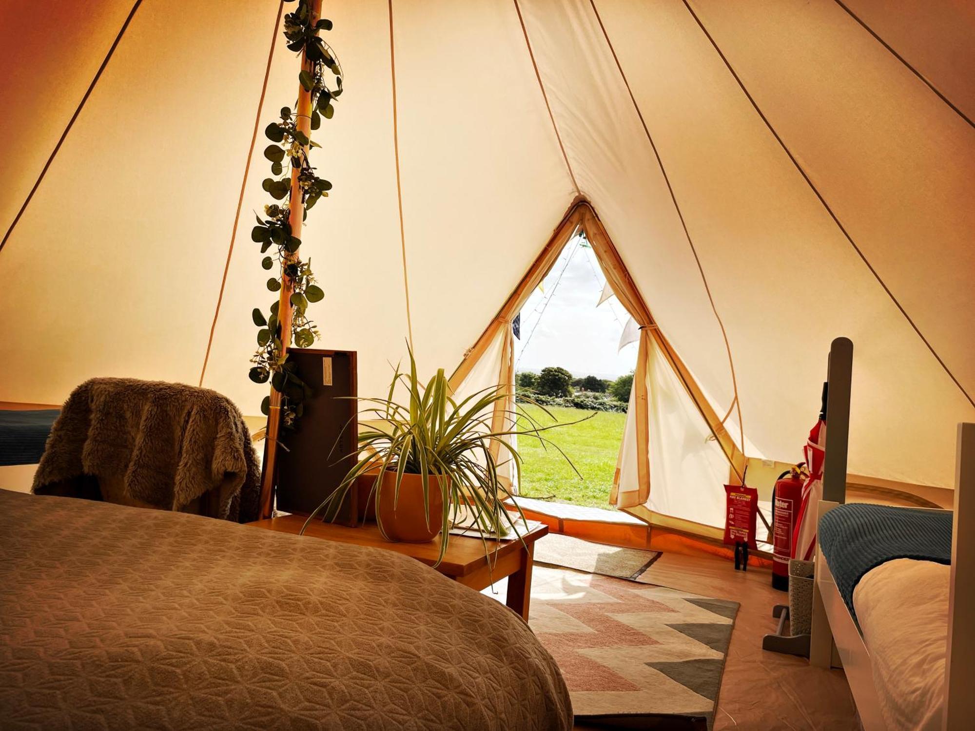 Trevena Cross Glamping & Camping Helston Extérieur photo