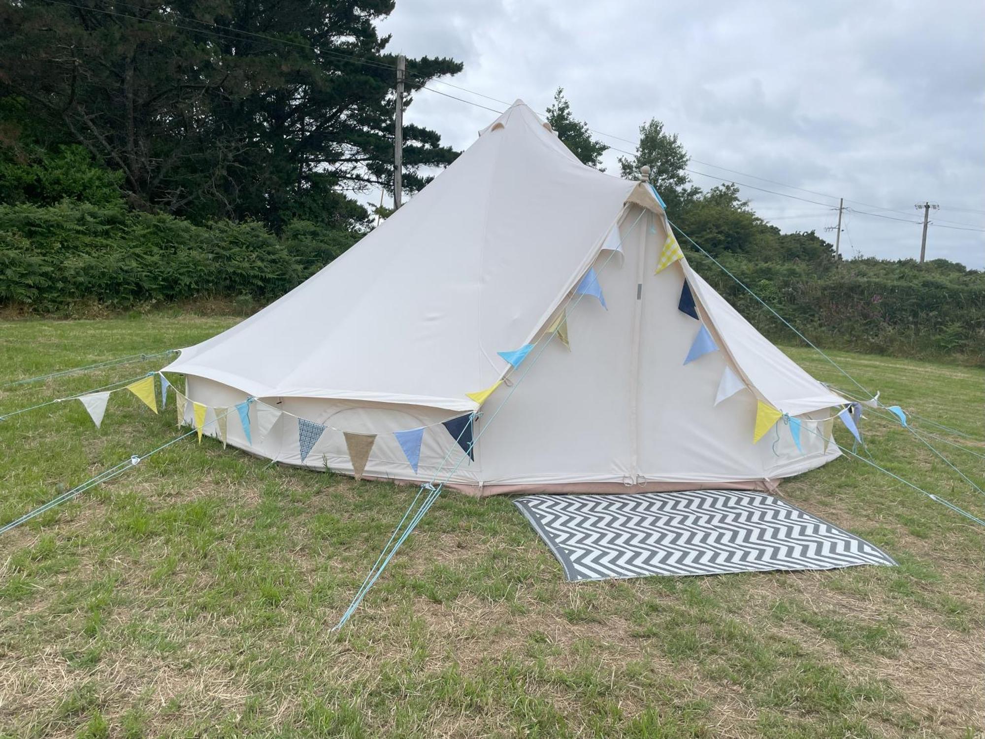 Trevena Cross Glamping & Camping Helston Extérieur photo