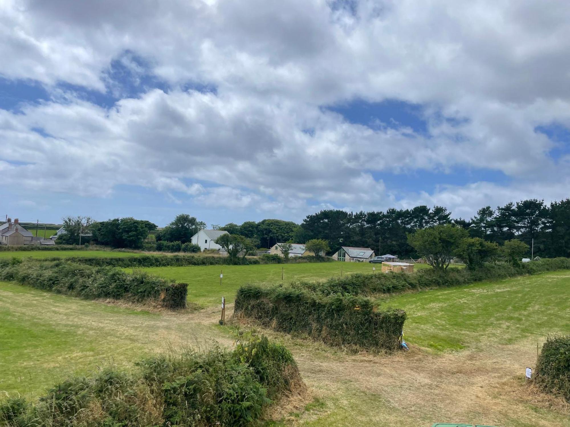 Trevena Cross Glamping & Camping Helston Extérieur photo