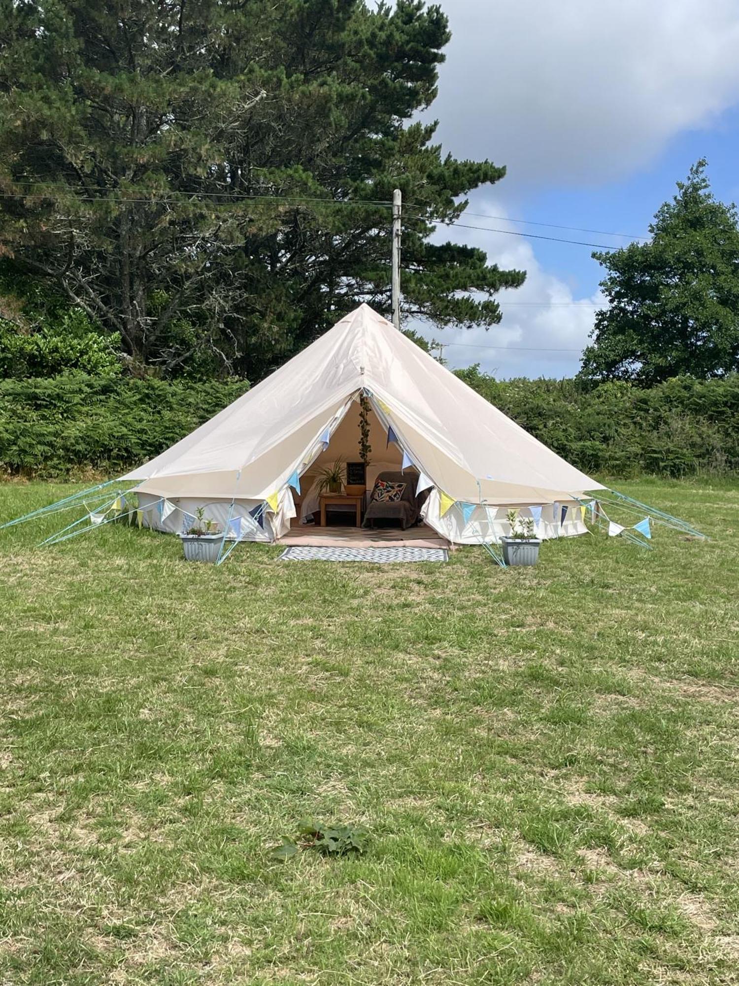 Trevena Cross Glamping & Camping Helston Extérieur photo